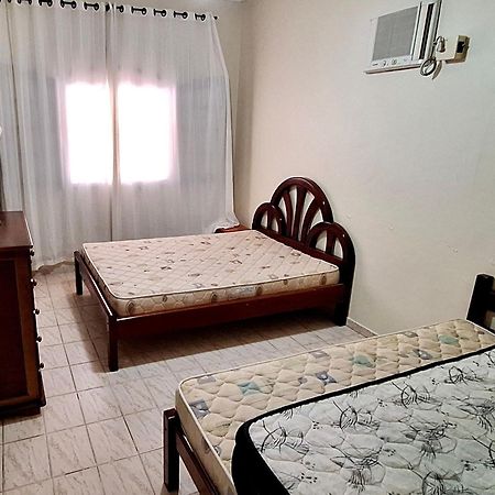Casa Familiar Para Temporada Em Peruíbe Extérieur photo
